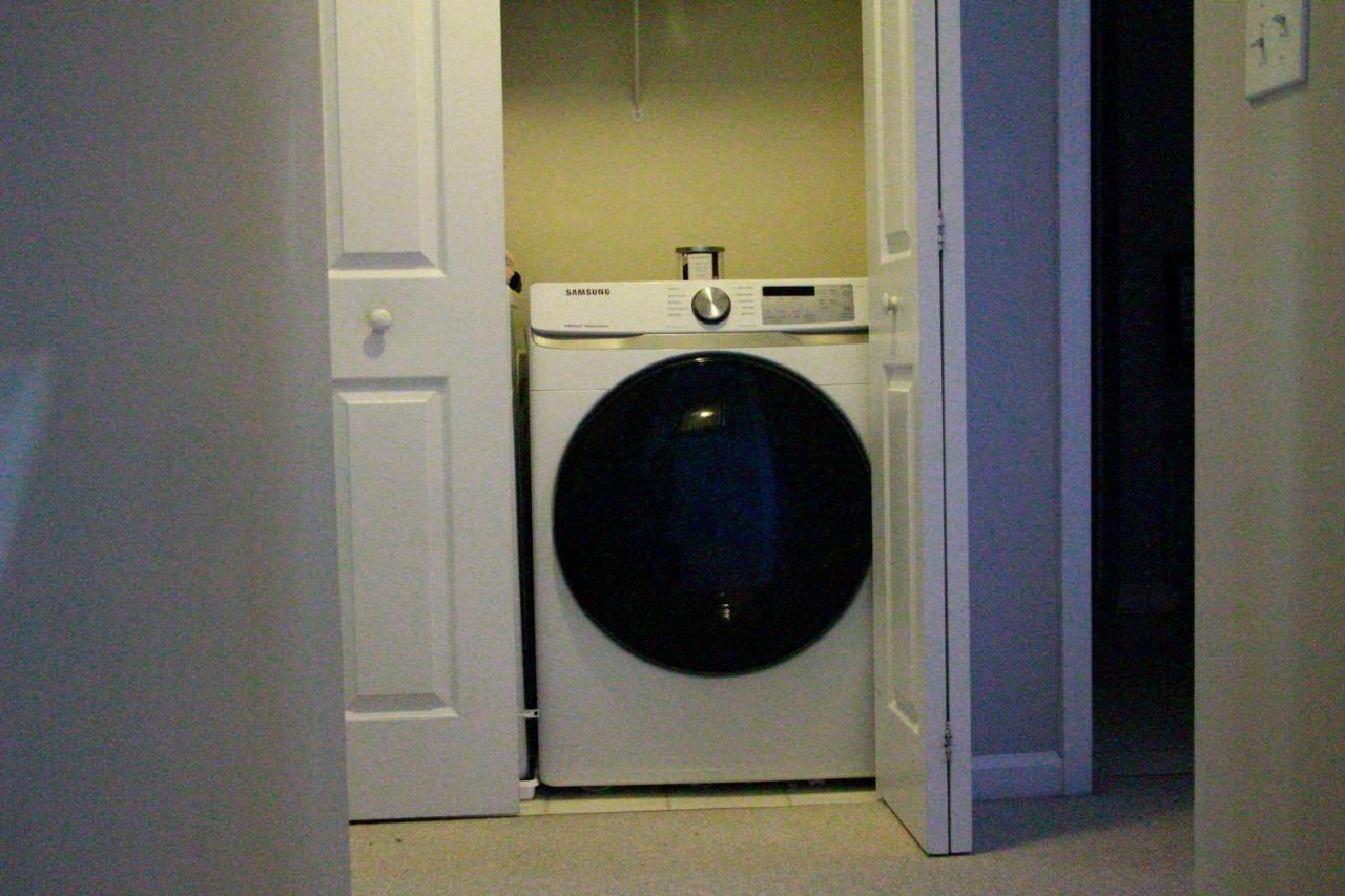 Minutes From Downtown 3Br Stylishhome-Free Parking 롤리 외부 사진